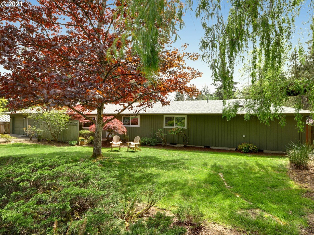 Property Photo:  1386 SW Taylors Ferry Ct  OR 97219 