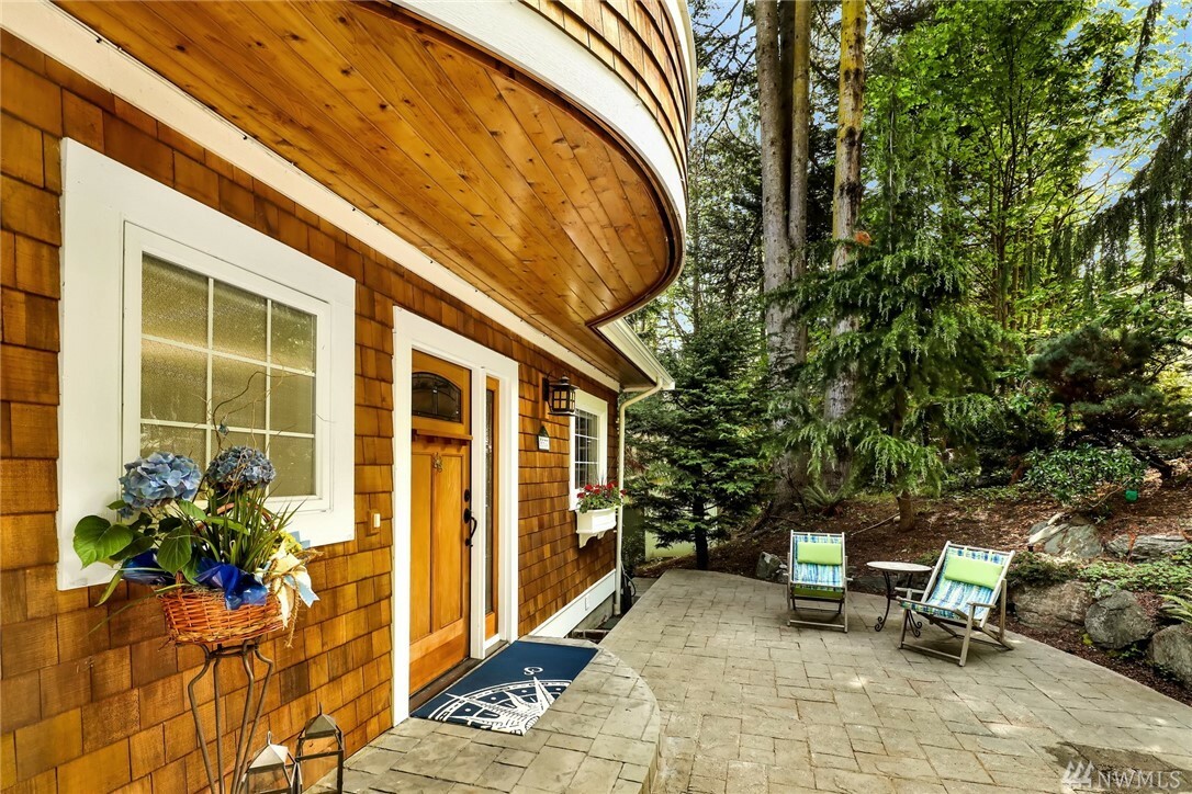 Property Photo: 3377 Biz Point Rd WA 98221