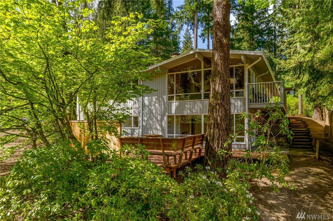 Property Photo:  6702 NE 195th St  WA 98028 