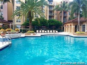 Property Photo:  19501 E Country Club Dr 9402  FL 33180 