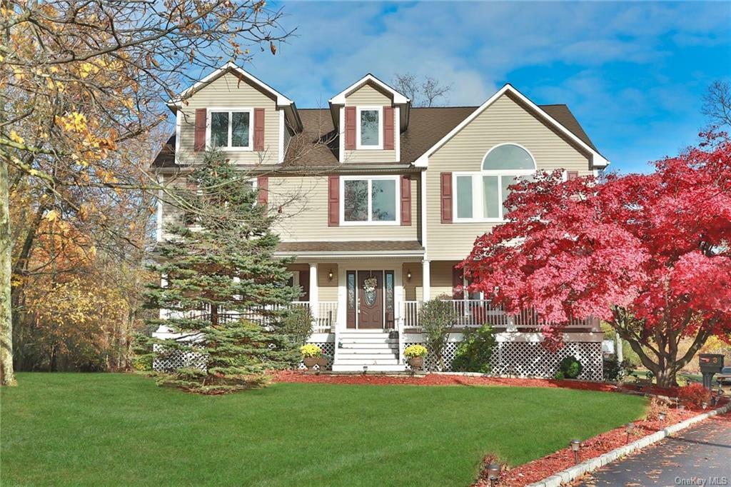 Property Photo:  3 Boxwood Court  NY 10595 