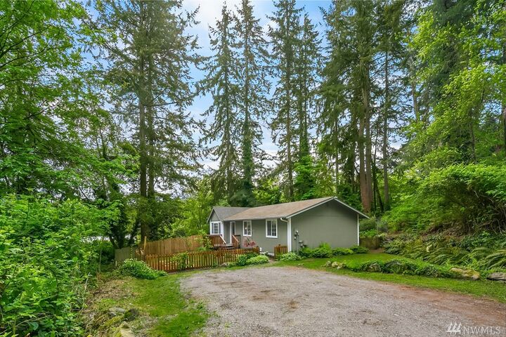 Property Photo: 10111 SW 116th St WA 98070