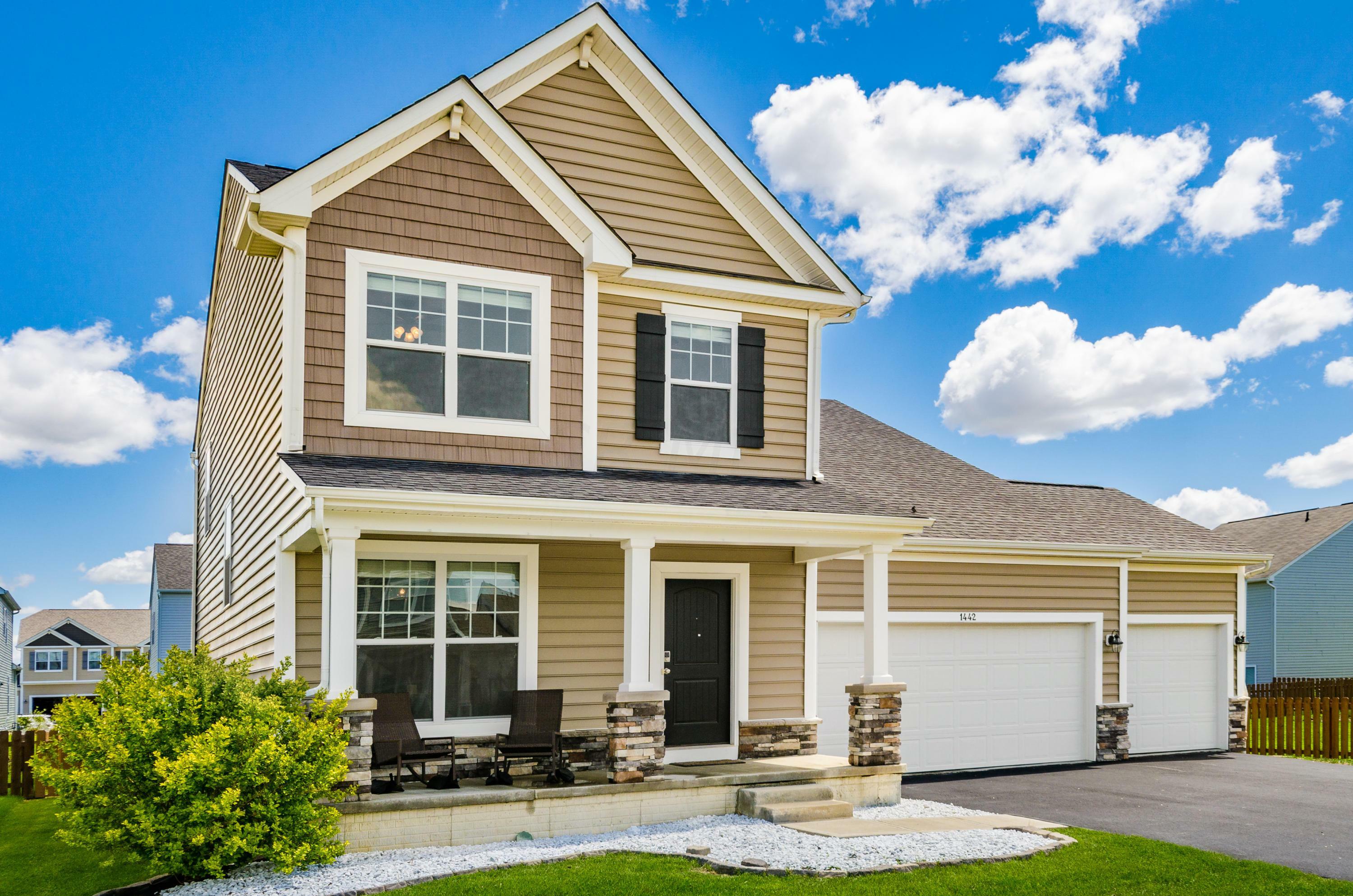 Property Photo: 1442 Downey Drive OH 43040