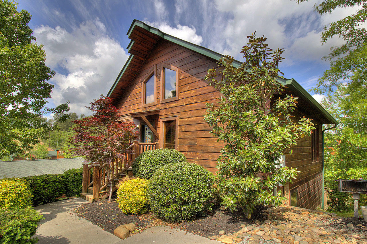 Property Photo: 925 McMakin Way TN 37863