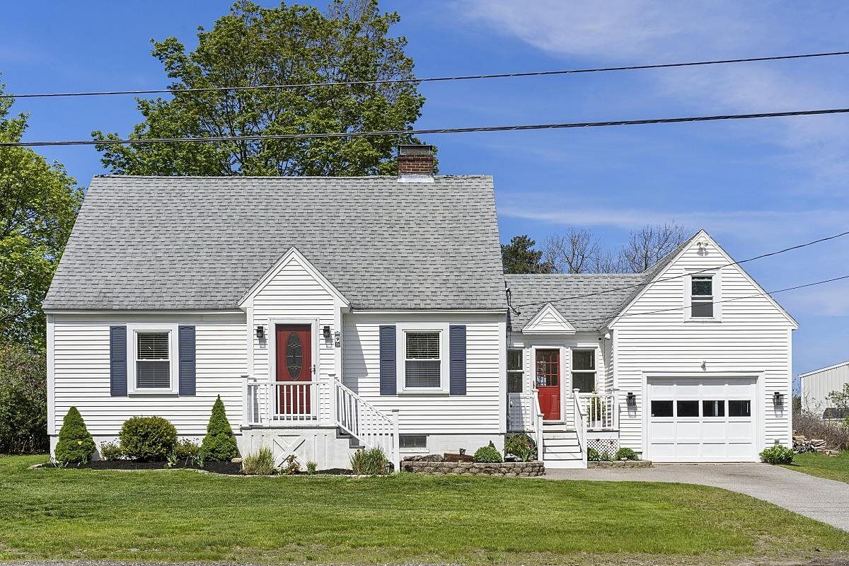 Property Photo:  9 Post Road  NH 03862 