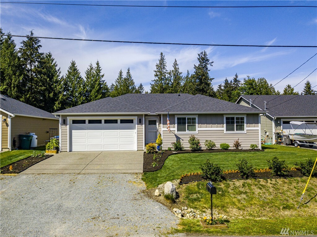 Property Photo: 1491 Shuksan Dr WA 98282