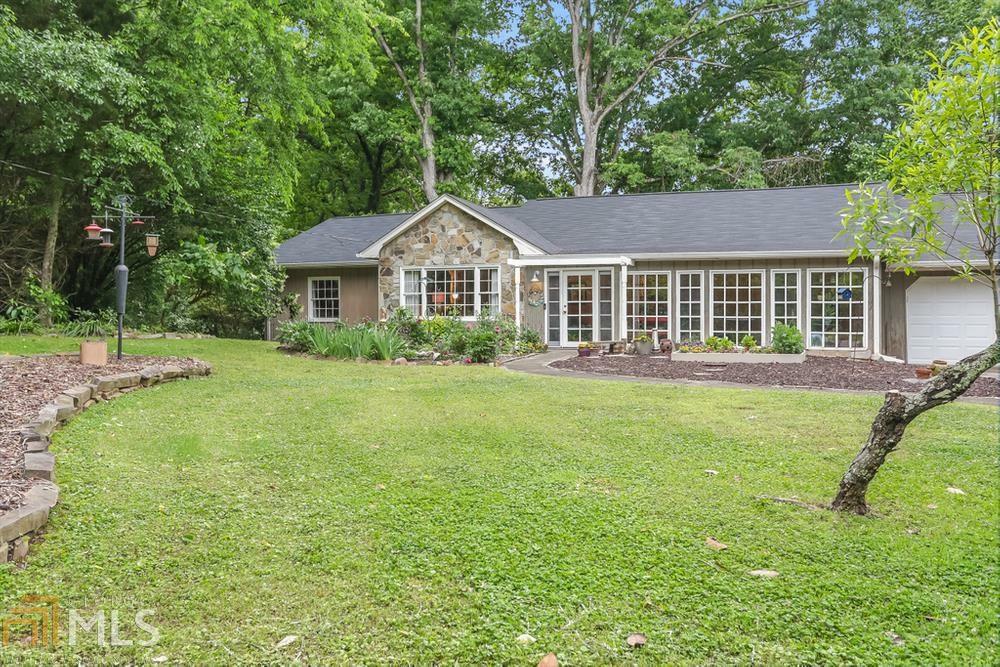 Property Photo: 7900 Jett Ferry Rd GA 30350