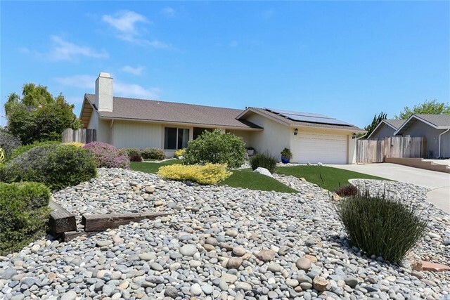 Property Photo:  1537 Zircon Court  CA 93455 