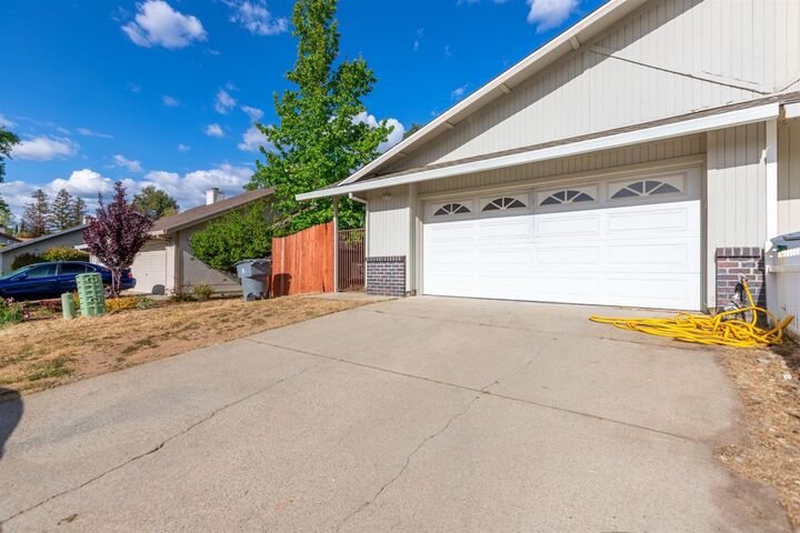 3541 Sun Knoll Drive  Loomis CA 95650 photo
