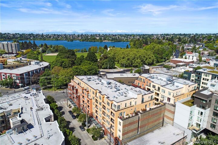 410 NE 70th St 310  Seattle WA 98115 photo