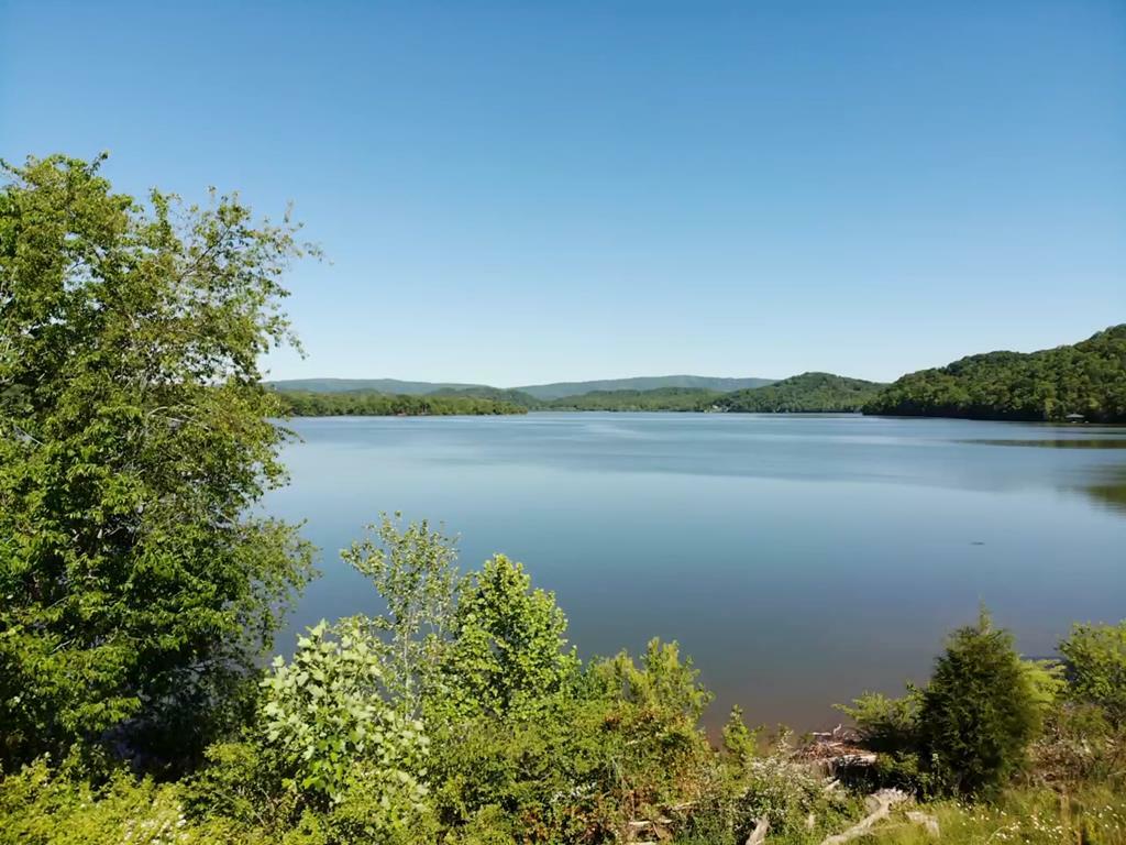 Property Photo:  Lot 427 Pointe Vista Drive  TN 37854 