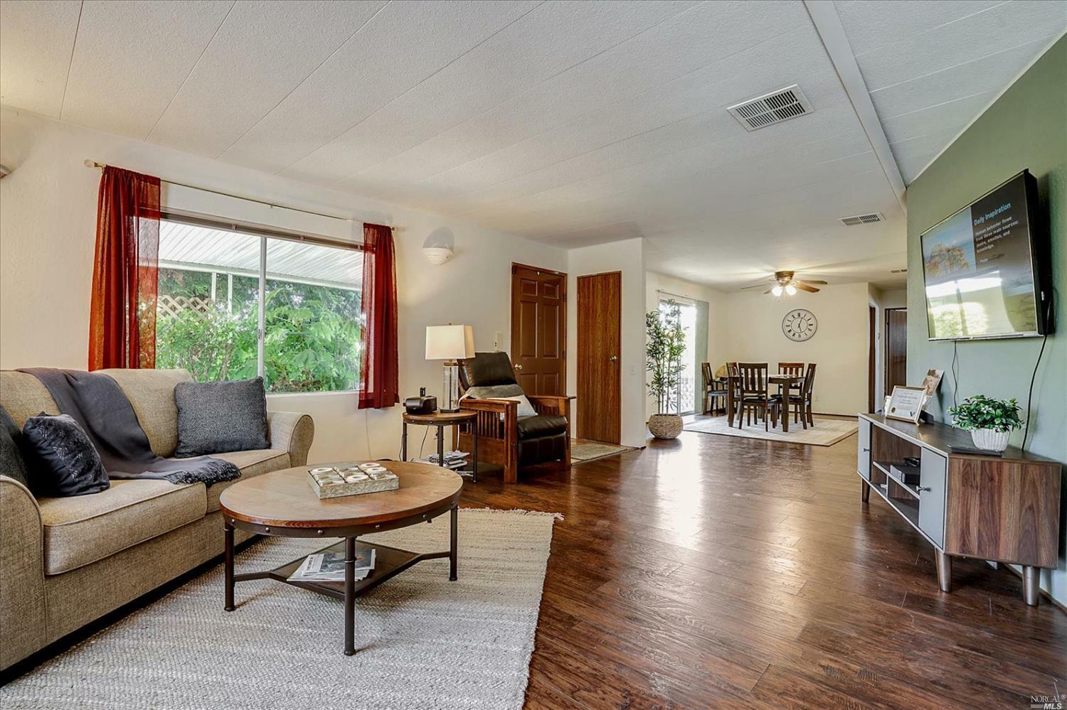 Property Photo:  186 Sequoia Circle  CA 95401 