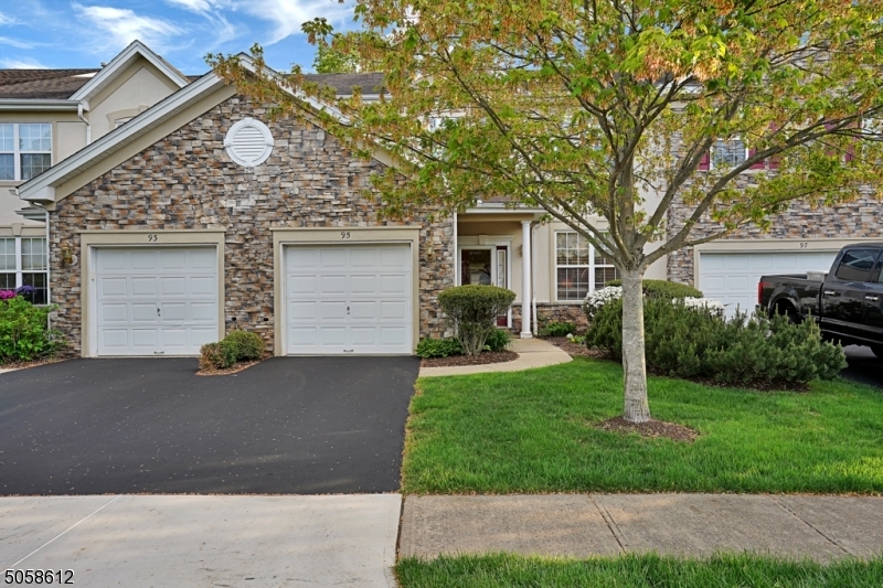 Property Photo: 95 Ebersohl Circle NJ 08889