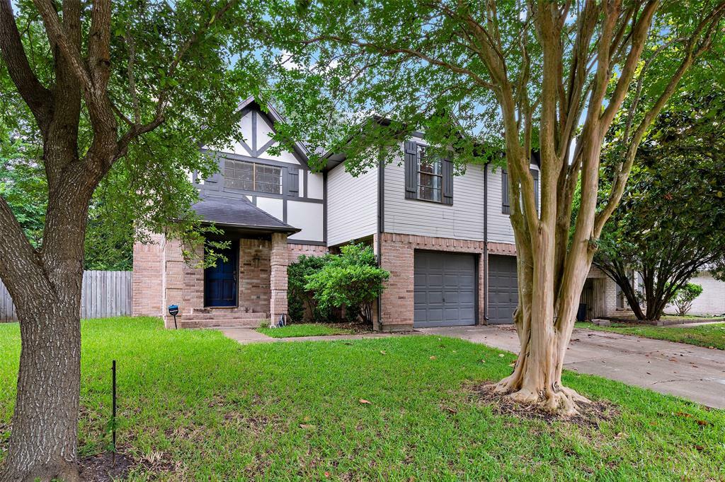 Property Photo:  7422 Soledad Drive  TX 77083 