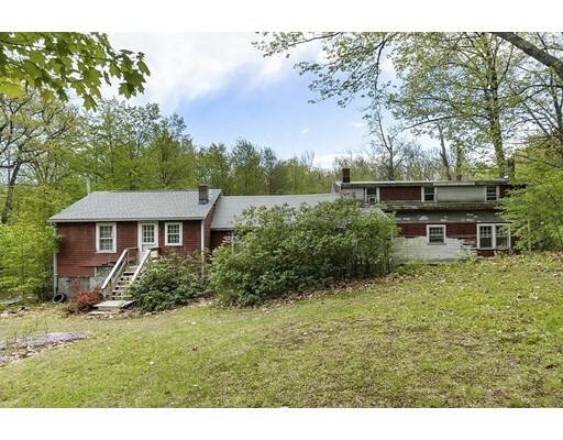 Property Photo:  560 County Rd  MA 01431 