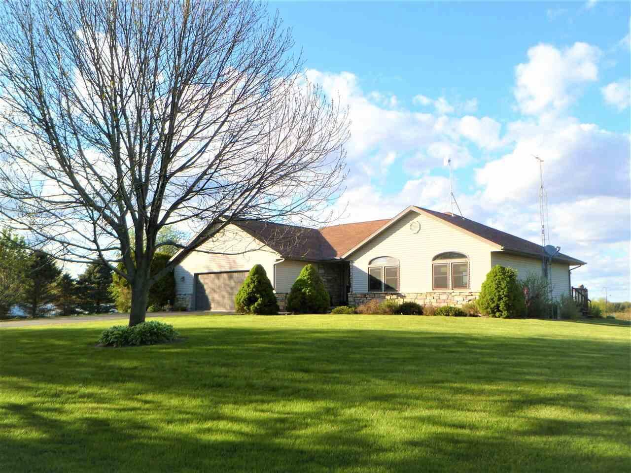 Property Photo:  W11650 Canada Island Rd  WI 53956 