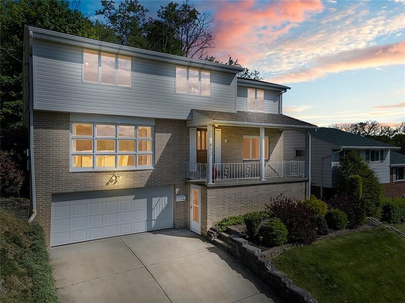 Property Photo:  412 Ganlet  PA 15227 