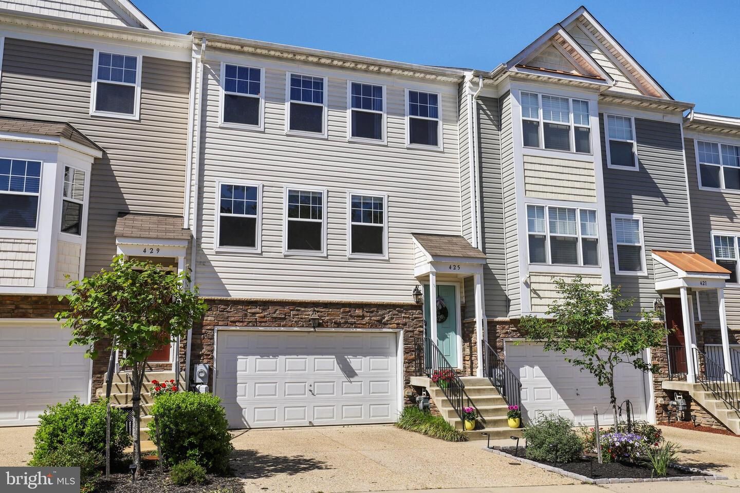Property Photo: 425 English Oak Lane MD 20678