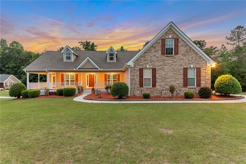 Property Photo:  157 Van Eepoel Court  GA 30567 