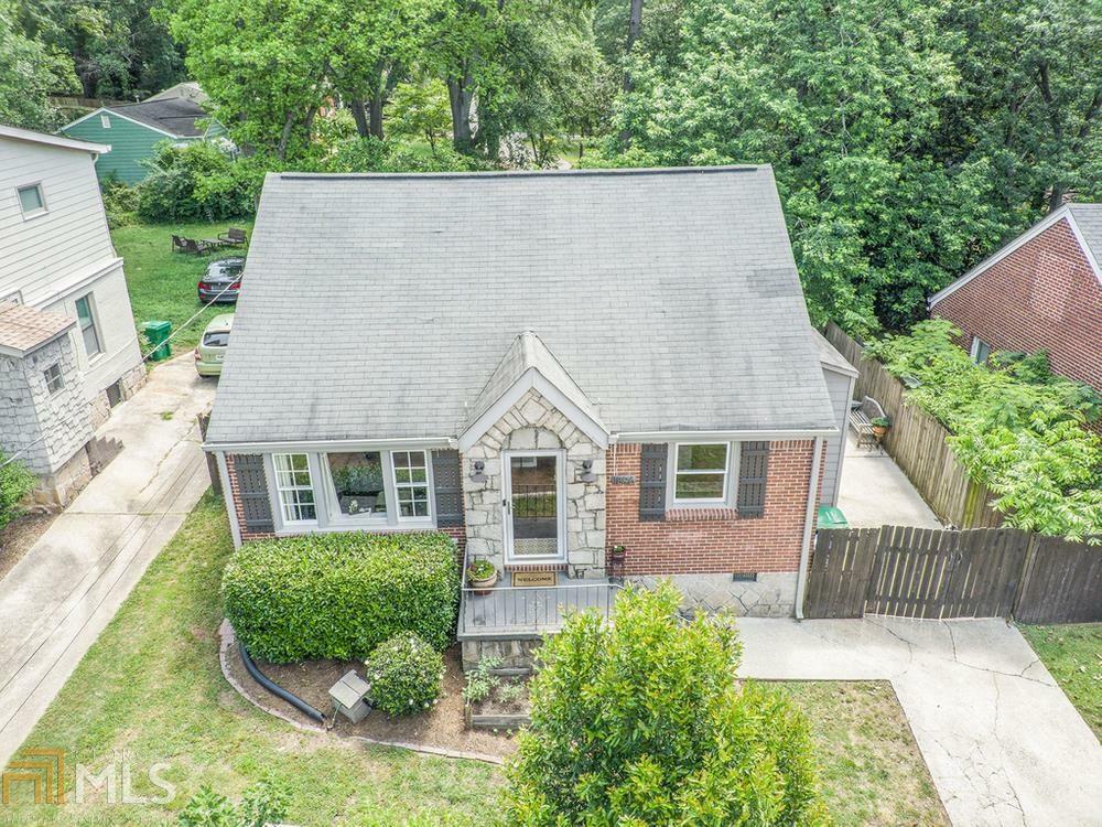 Property Photo: 1896 Hooper St GA 30032