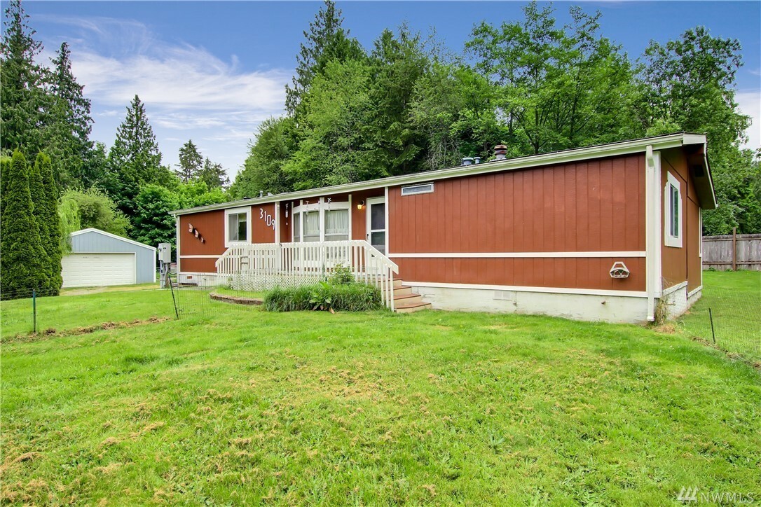 Property Photo:  3109 Colfax Lane  WA 98282 