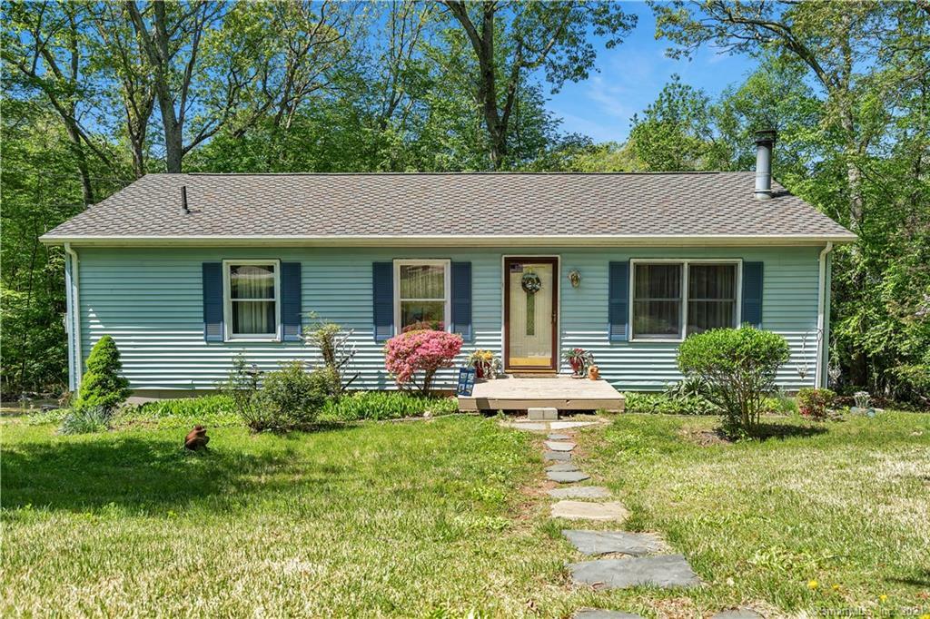 Property Photo: 49 Allen Drive CT 06382