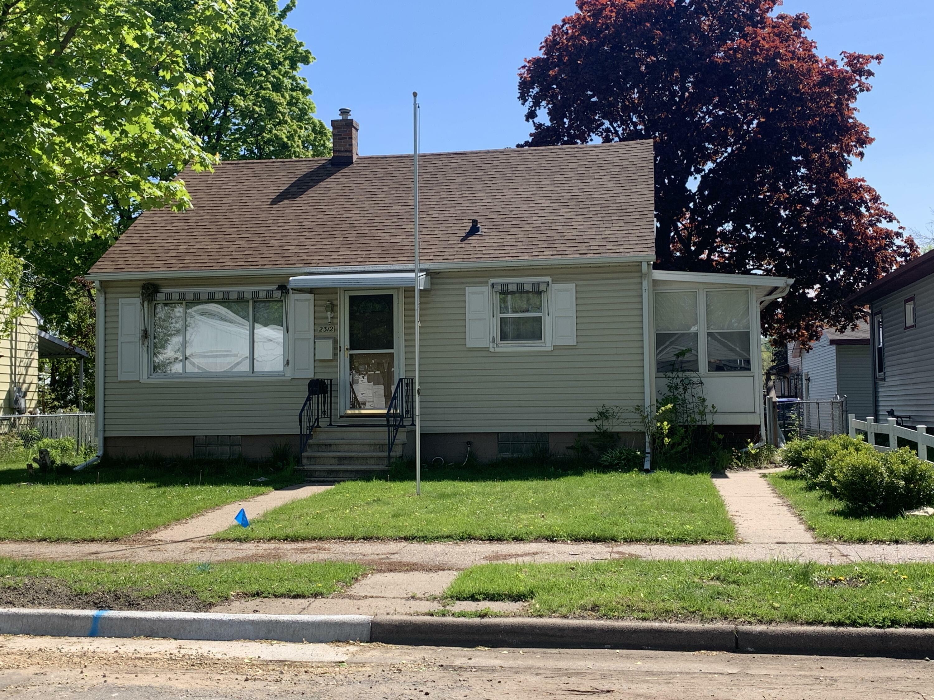 Property Photo:  2312 Onalaska Ave  WI 54603 