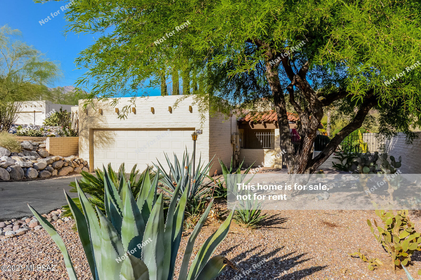 Property Photo: 5790 E Paseo De La Pereza AZ 85750