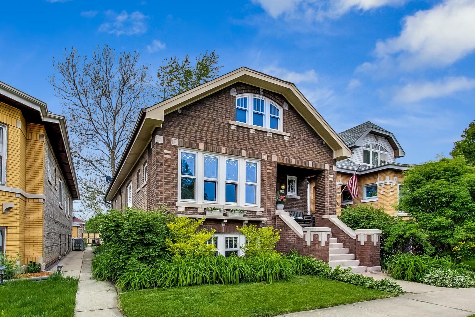 Property Photo: 2110 Clinton Avenue IL 60402
