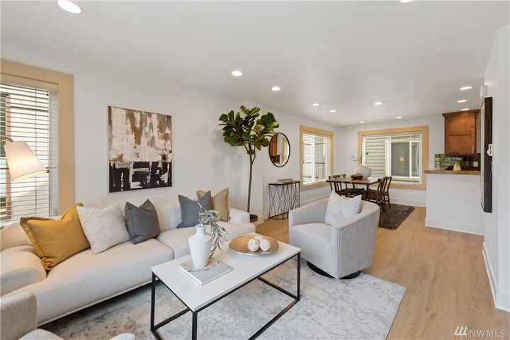 Property Photo: 3626 Palatine Ave N B WA 98103