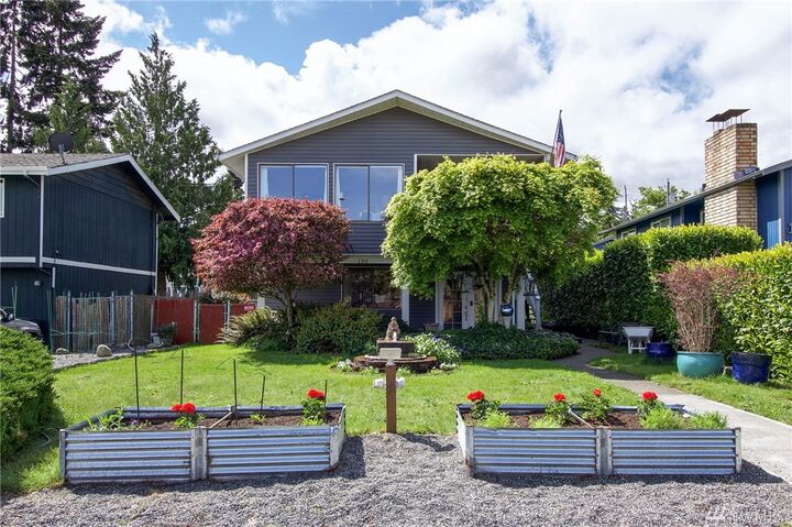 130 E Vashon Ave  Port Angeles WA 98362 photo