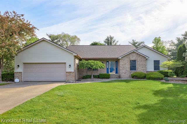 Property Photo:  6458 Flagstone Court  MI 48433 