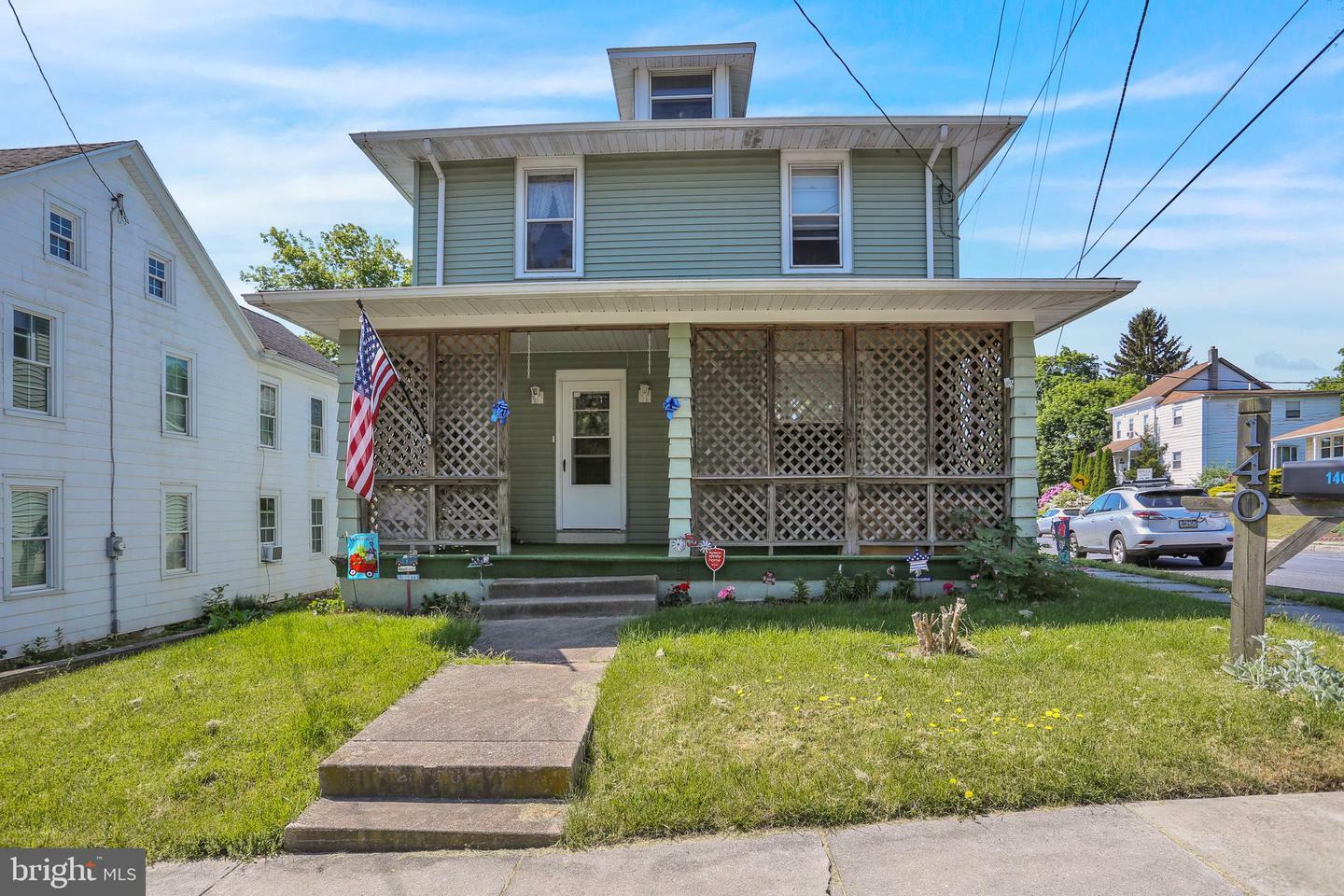 Property Photo: 140 W Summit Street PA 19540