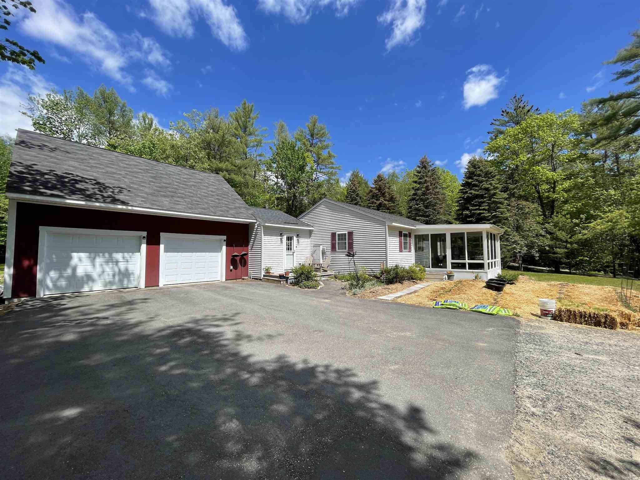 Property Photo:  11 Jewell Road  NH 03287 