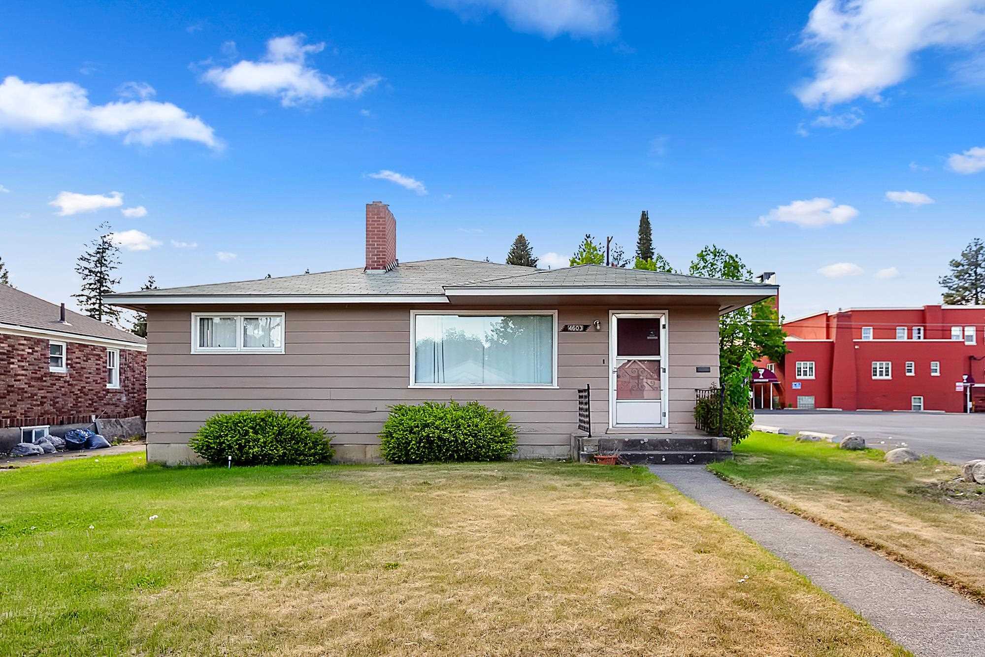 Property Photo:  4603 N Wall St  WA 99205 