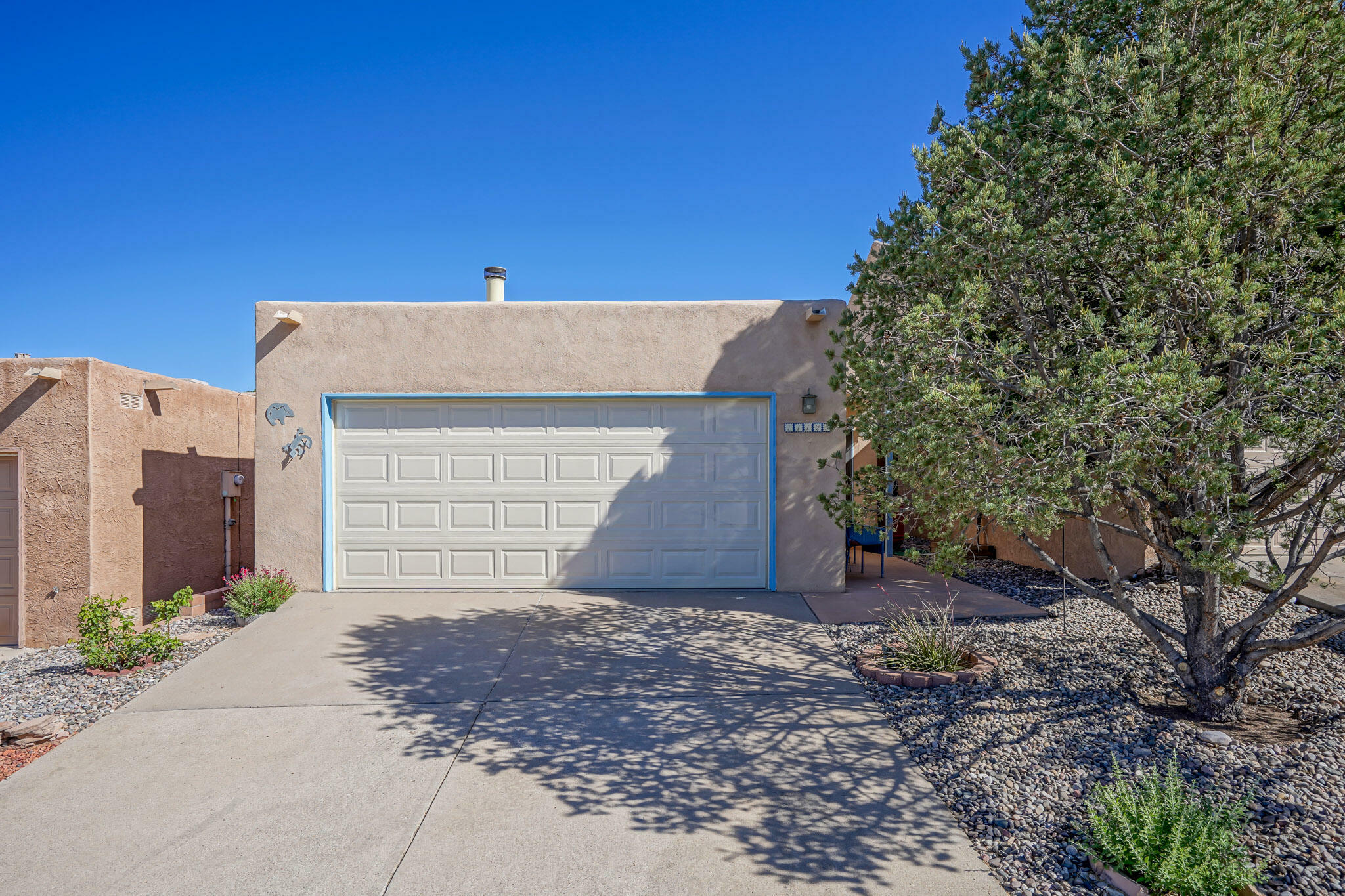 Property Photo:  11123 Sidney Avenue NE  NM 87111 