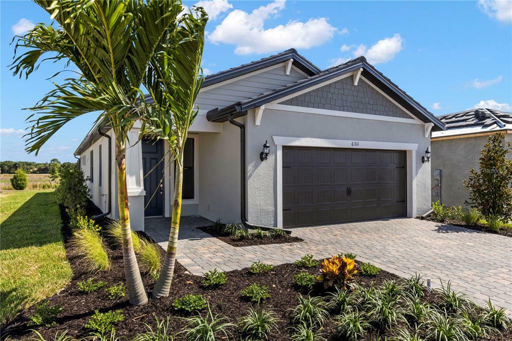 Property Photo:  6311 Crested Eagle Lane  FL 34275 