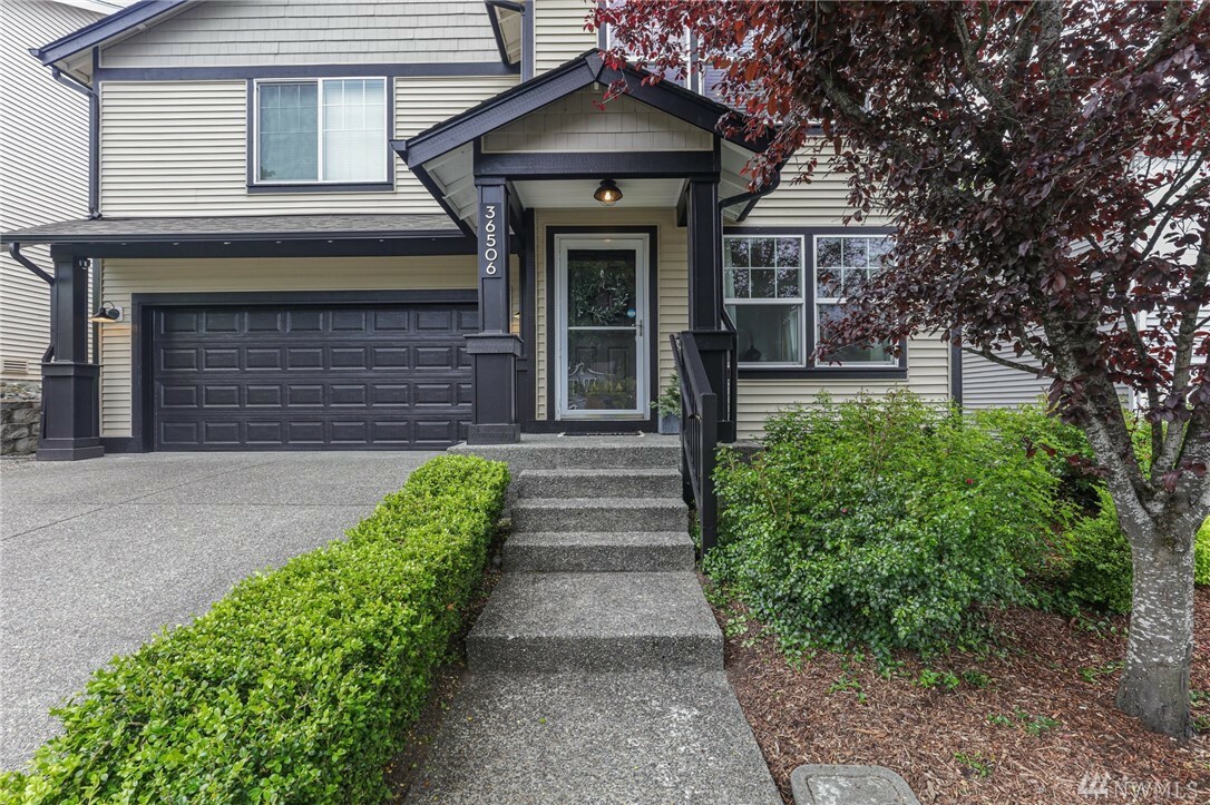 Property Photo:  36506 SE Forest St  WA 98065 