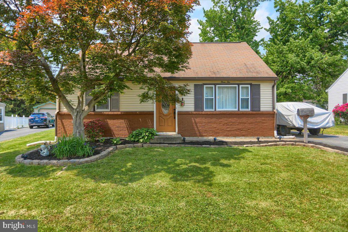 Property Photo: 310 Charles Road PA 17050