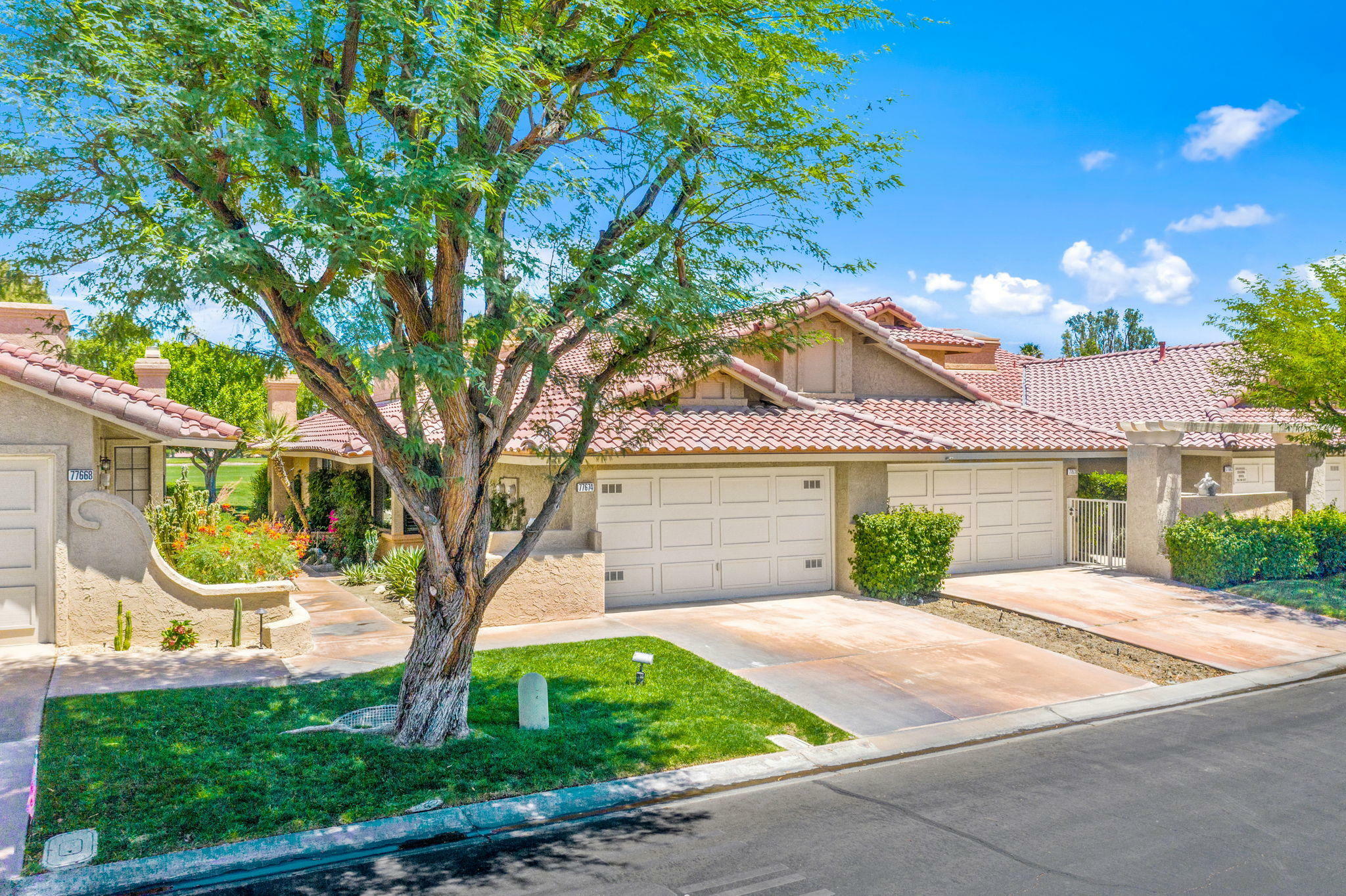 Property Photo:  77674 Woodhaven Drive S  CA 92211 