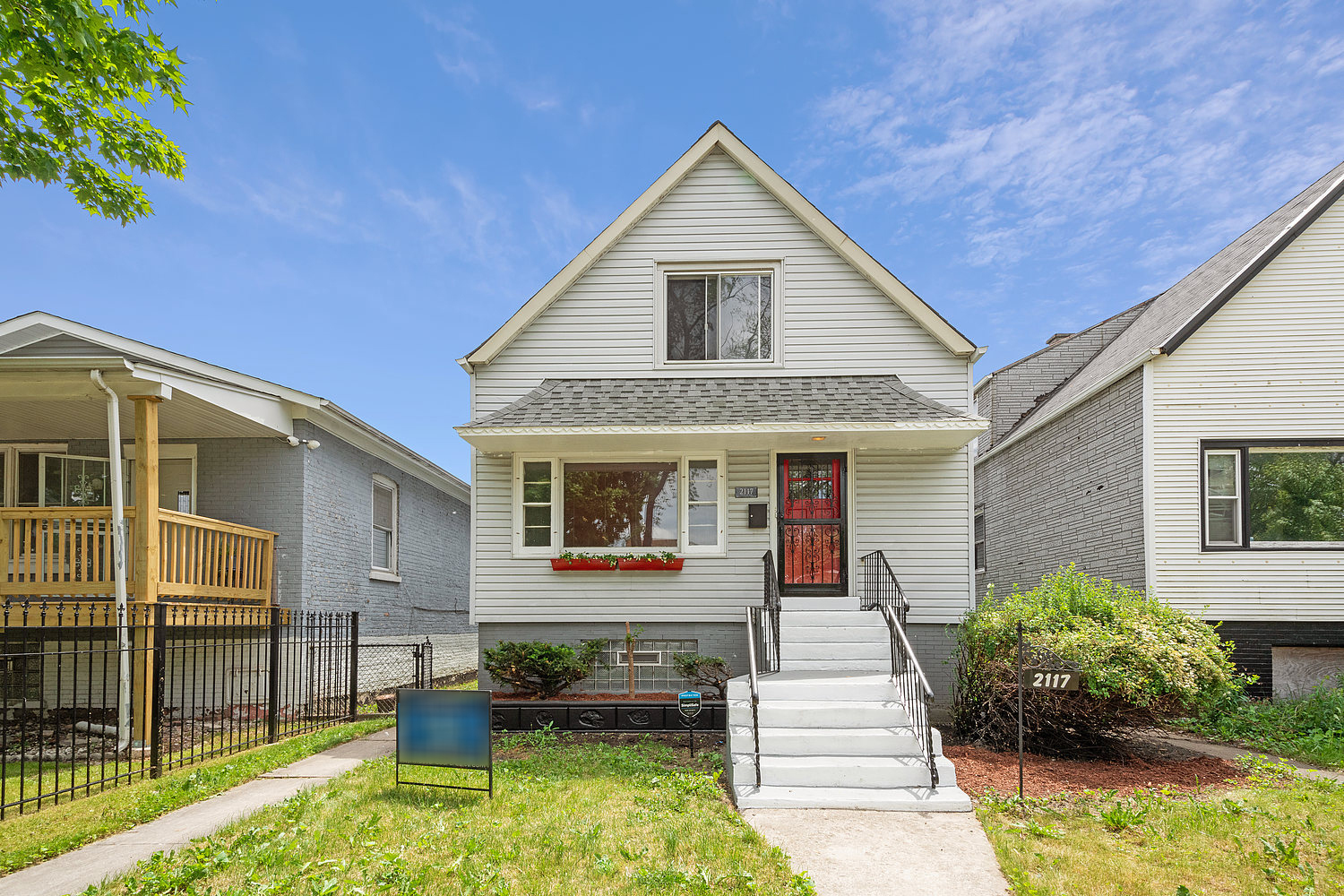 Property Photo:  2117 W 54th Place  IL 60609 