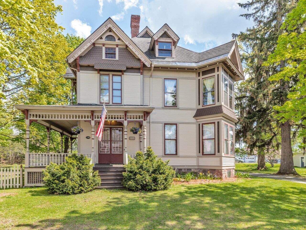 Property Photo: 134 Park Street VT 05661