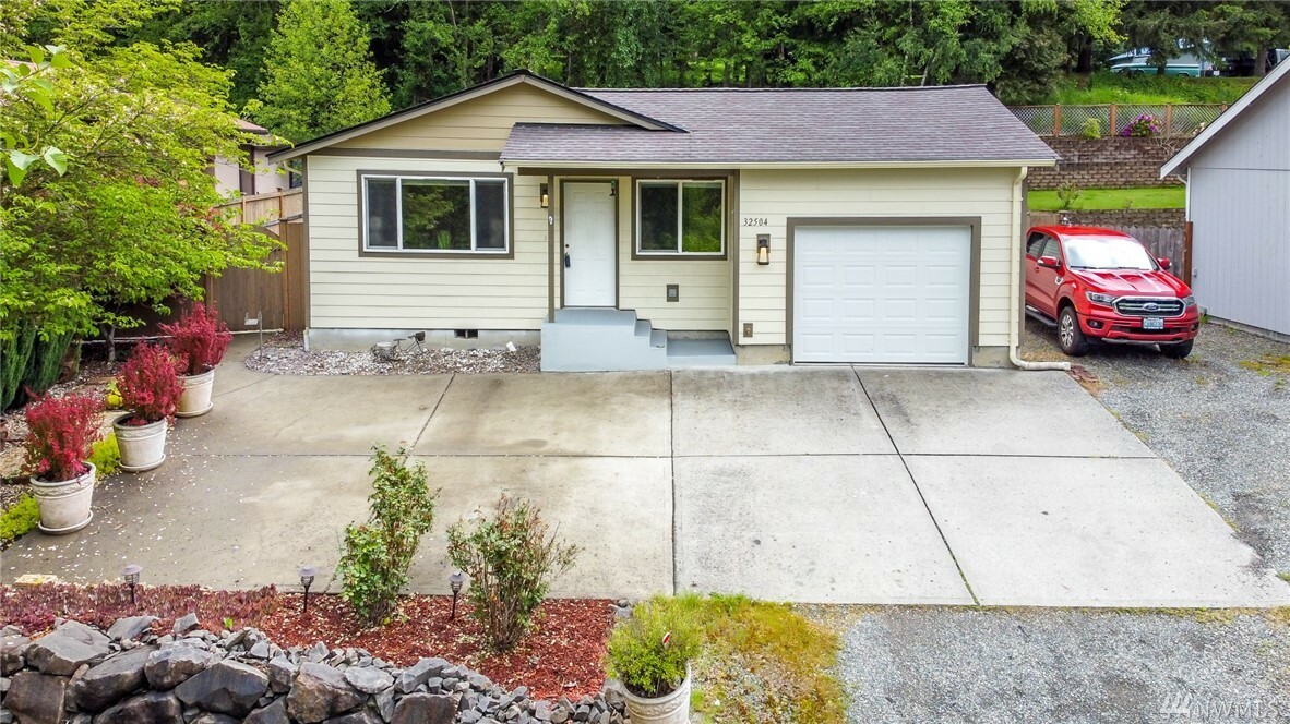 32504 Miner Ave  Black Diamond WA 98010 photo