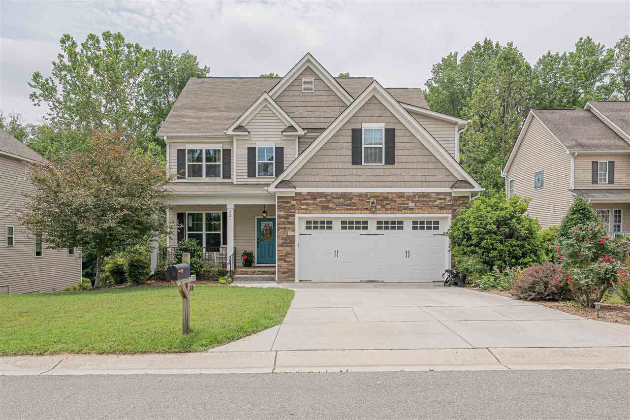 Property Photo: 721 Holding Ridge Court NC 27587