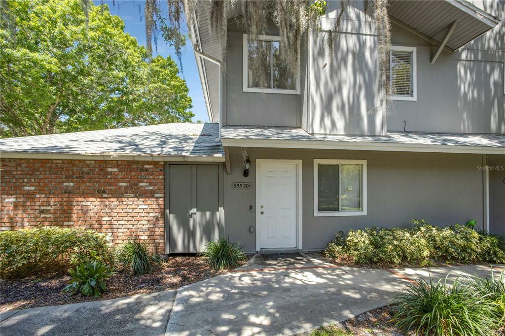 Property Photo: 655 Oak Harbour Drive 201 FL 32701