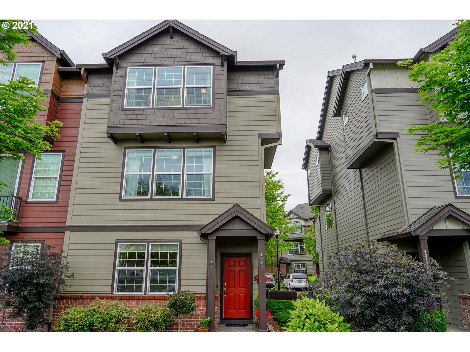 Property Photo: 4926 SE Lone Oak St 165 OR 97123