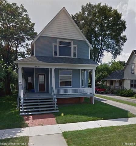 Property Photo: 810 White Street MI 48060