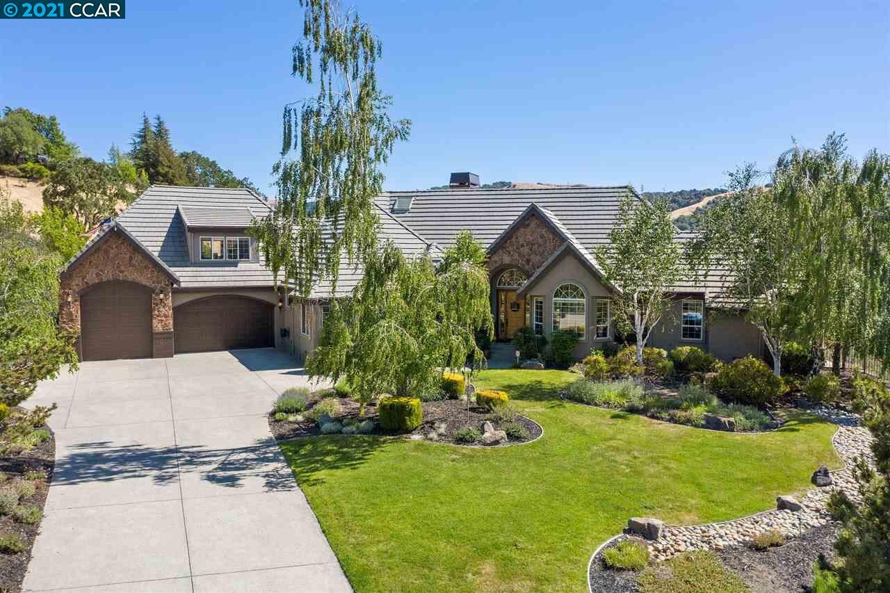 Property Photo: 5390 Stonehurst Drive CA 94553-9638