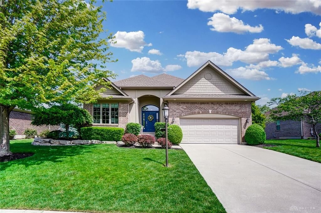 Property Photo: 2417 Sydneys Bend Drive OH 45342