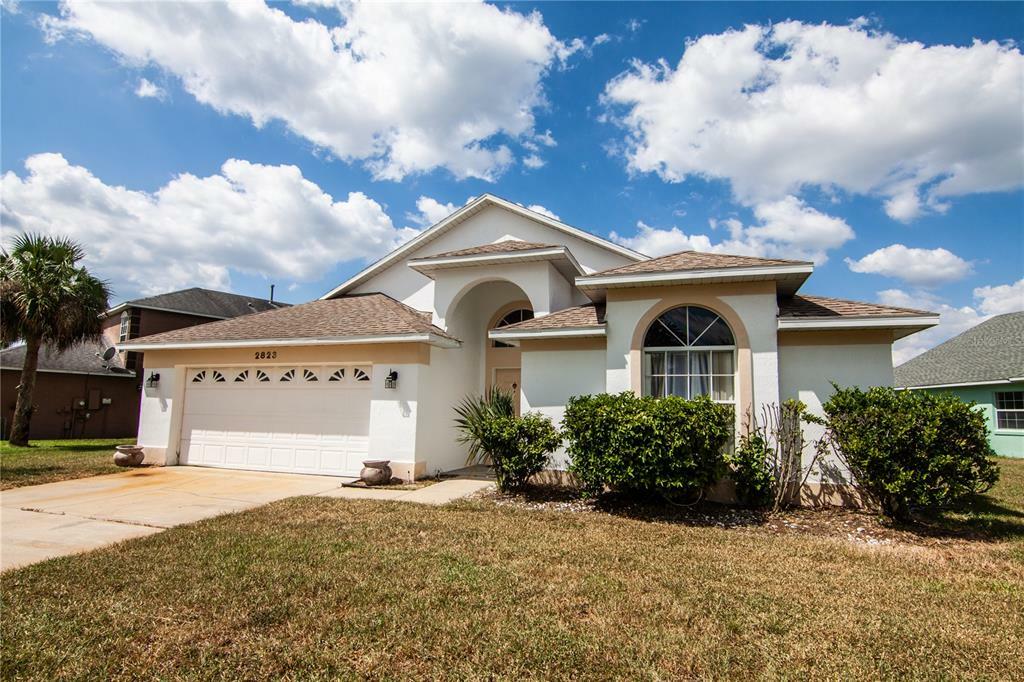 Property Photo:  2823 Drifting Lilly Loop  FL 34747 